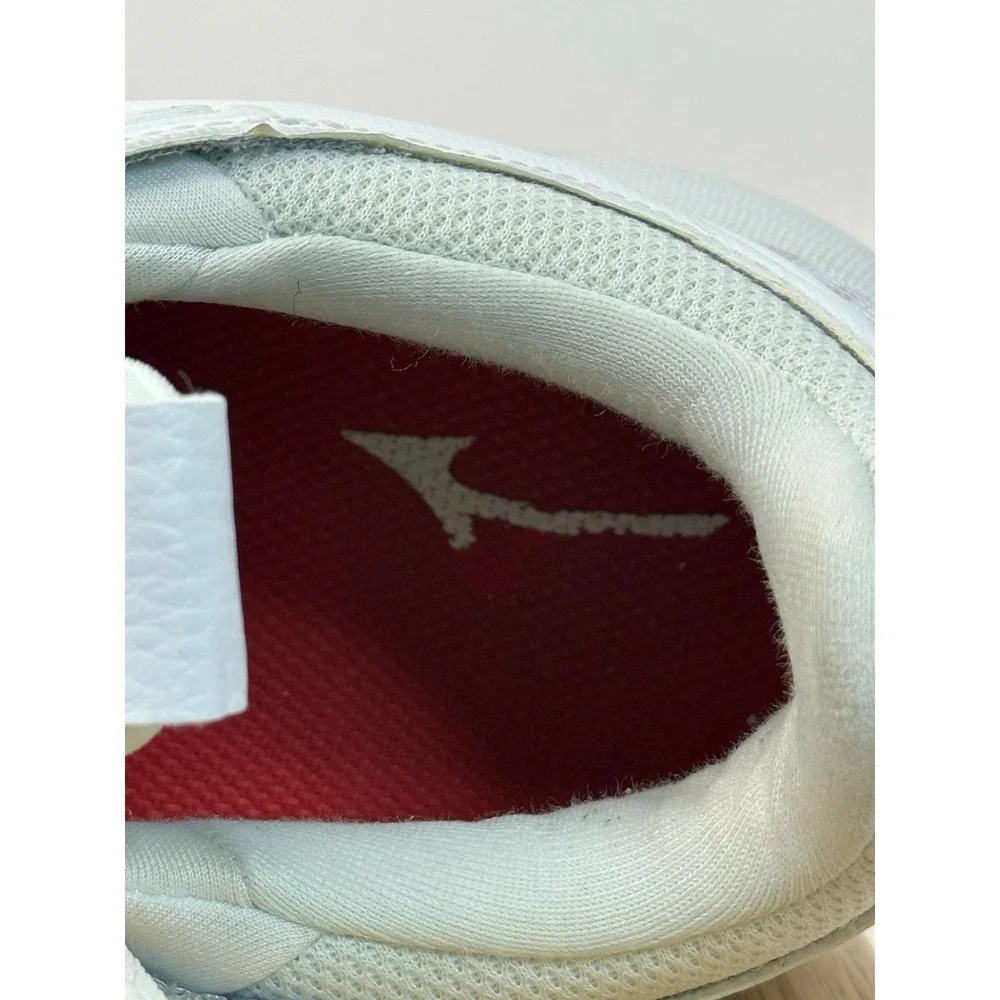 Mizuno Women's Wave Momentum 2 Volleyball Shoes Size 8 Red White Sneaker